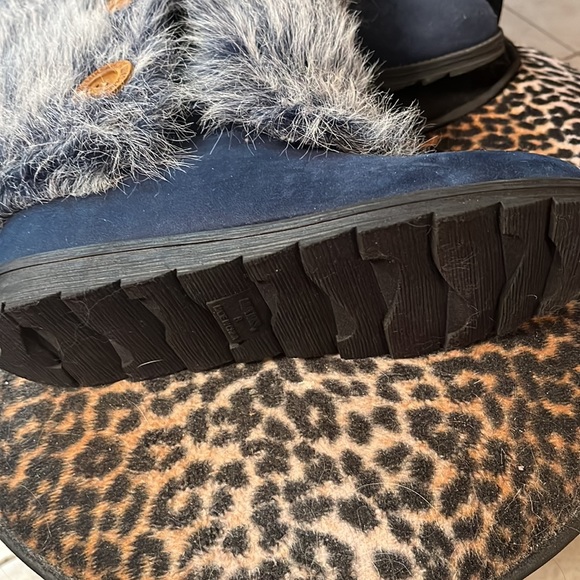 Brand new Muk Luks navy blue faux suede boots, multiple ways to wear!!! - Picture 5 of 6